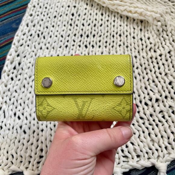 Louis Vuitton Discovery Compact Wallet Monogram Virgil Taigalama Tri-fold Yellow - Picture 13 of 16